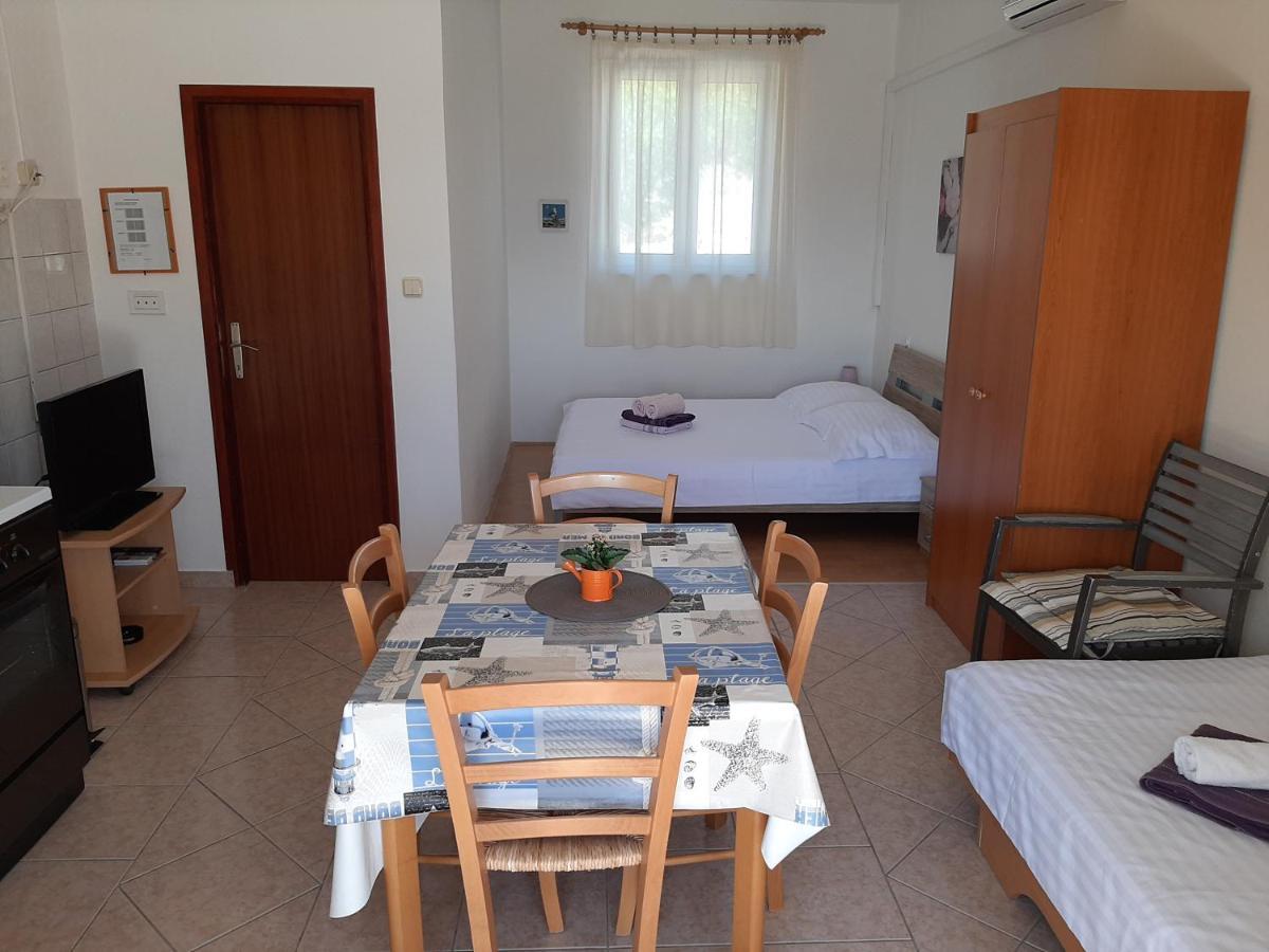 Apartments Pavelic Novi Vinodolski Esterno foto