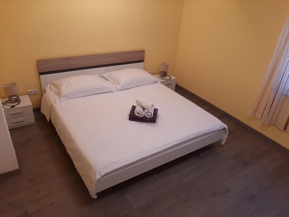 Apartments Pavelic Novi Vinodolski Esterno foto