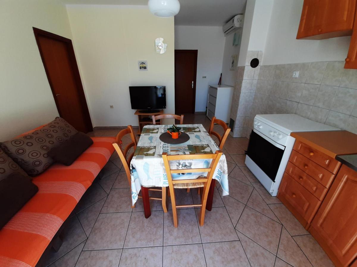 Apartments Pavelic Novi Vinodolski Esterno foto